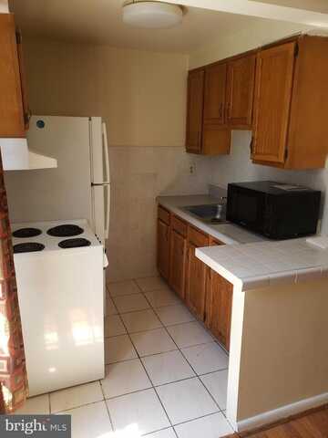 100 N 3RD ST #4B, PHILADELPHIA, PA 19106