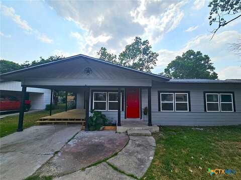 Louise, SEGUIN, TX 78155