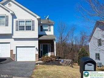 1509 Crest Park Court, Bethlehem, PA 18015