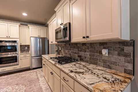 20 PINE VALLEY, Oakland, TN 38060