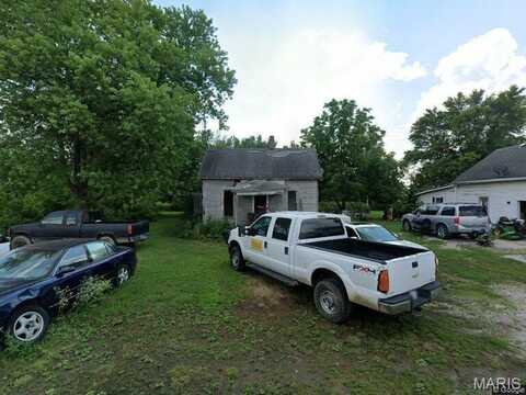 456 E 2595 Avenue, Ramsey, IL 62080