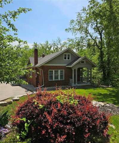 2301 Palmyra Road, Hannibal, MO 63401