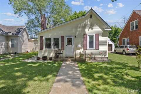 112 N Taylor Avenue, Crystal City, MO 63019