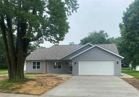 428 E Winter Avenue, Greenville, IL 62246
