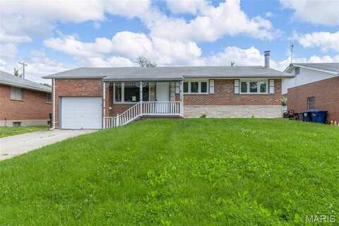 1220 Spring Valley Drive, Florissant, MO 63033