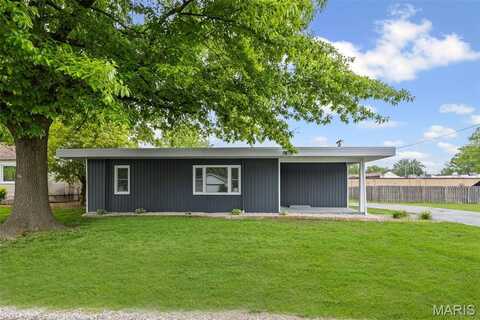 108 W Orchard Street, O'Fallon, IL 62269