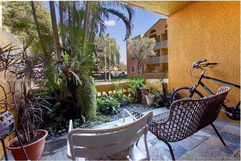 9731 N Fontainebleau Blvd, Miami, FL 33172