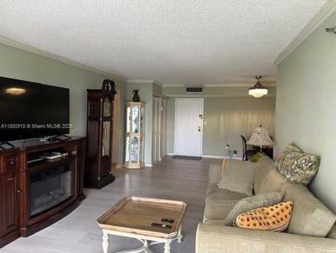 210 174th St, Sunny Isles Beach, FL 33160