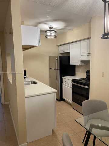 6392 Chasewood Dr, Jupiter, FL 33458