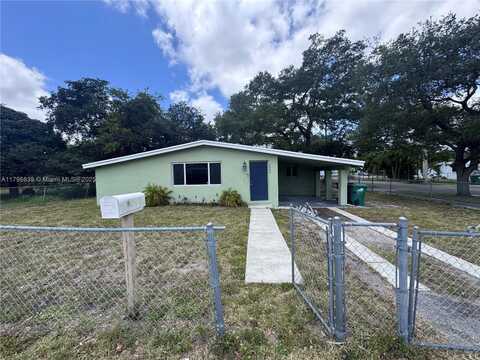 8092 NW 14th Ct, Miami, FL 33147