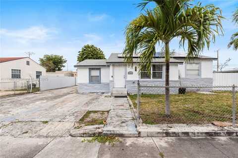 621 E 8th St, Hialeah, FL 33010