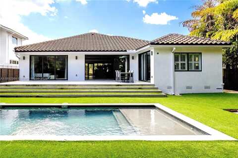 4275 Prairie Ave, Miami Beach, FL 33140