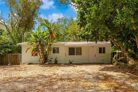 7 Coral Dr, Key Largo, FL 33037