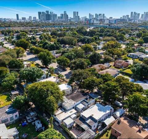913 NW 46th St, Miami, FL 33127
