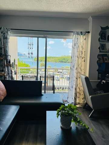 undefined, Sunny Isles Beach, FL 33160