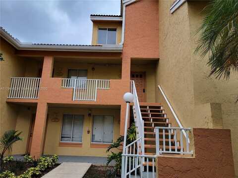 958 Coral Club Dr, Coral Springs, FL 33071