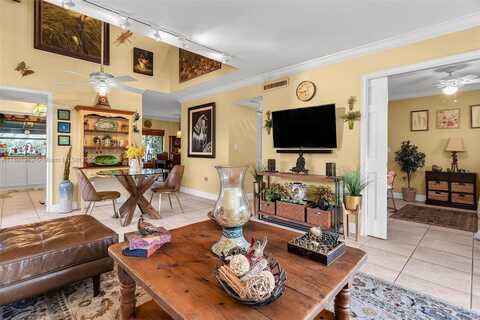 11413 SW 112th St, Miami, FL 33176