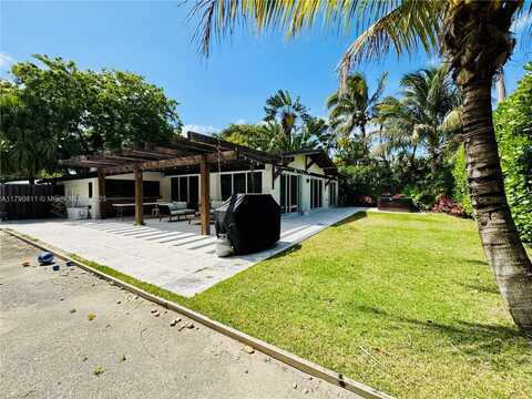 365 W Ridgewood Rd, Key Biscayne, FL 33149
