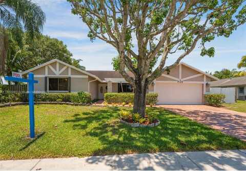 735 SW 158th Ter, Sunrise, FL 33326
