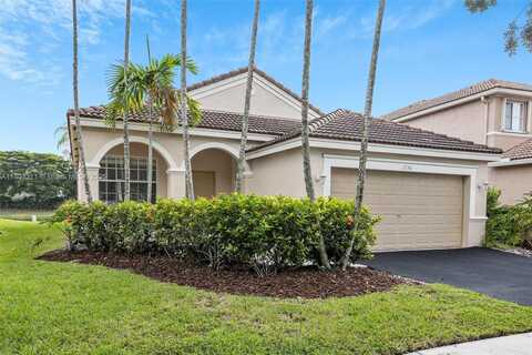 1736 Aspen Ln, Weston, FL 33327