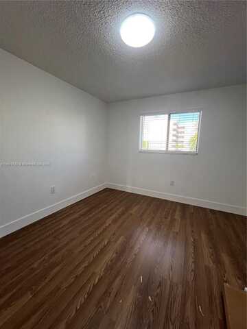6141 W 22nd Ct, Hialeah, FL 33016