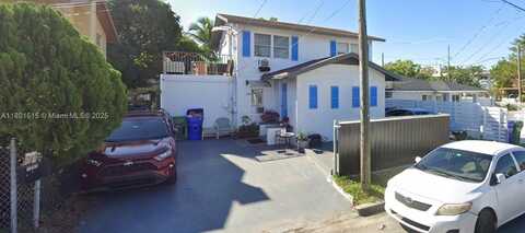 1890 NW 1st St, Miami, FL 33125