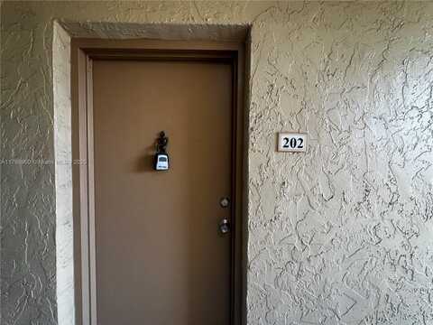 4900 NW 79th Ave, Doral, FL 33166