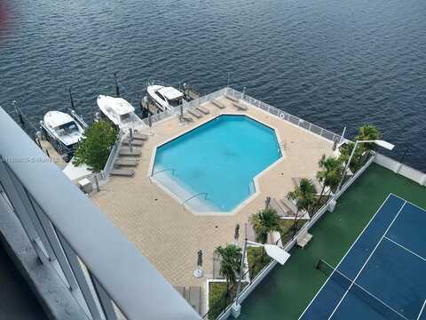 200 SE 15th Rd, Miami, FL 33129