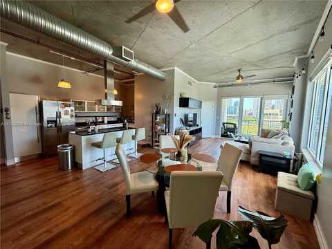 10 SW South River Dr, Miami, FL 33130