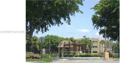 8025 SW 107 AV, Miami, FL 33173