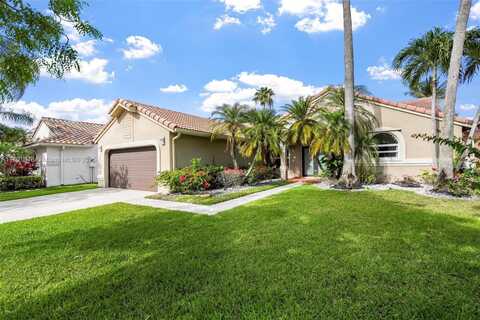 782 Lake Blvd, Weston, FL 33326