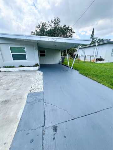 32 Allen Rd, West Park, FL 33023