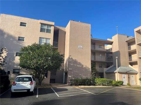 9495 Evergreen Pl, Davie, FL 33324