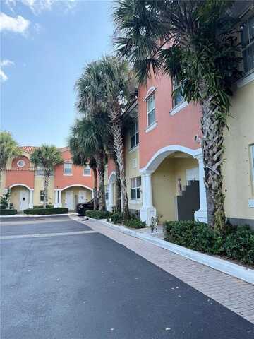 2620 Pierce St, Hollywood, FL 33020