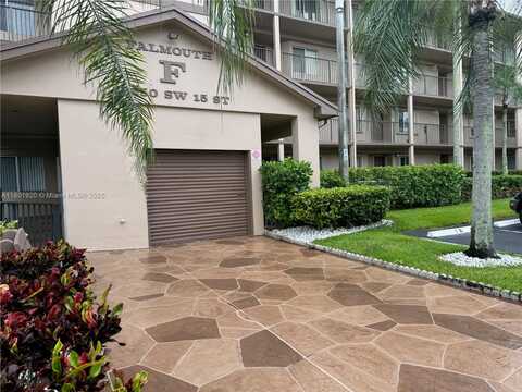 12650 SW 15th St, Pembroke Pines, FL 33027