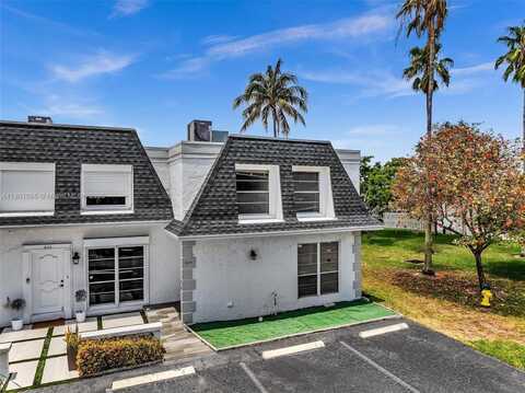 825 NE 26th Ave, Hallandale Beach, FL 33009