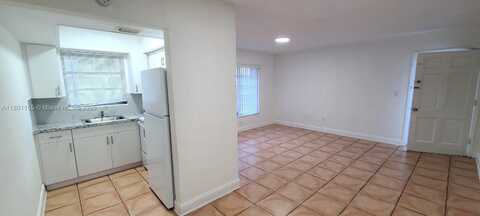 7851 Dunham Blvd, Miami, FL 33138