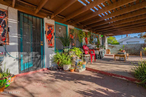 4Th, TUCSON, AZ 85705
