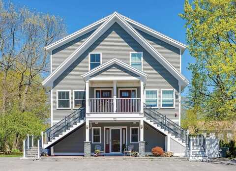 792 Sagamore Avenue, Portsmouth, NH 03801
