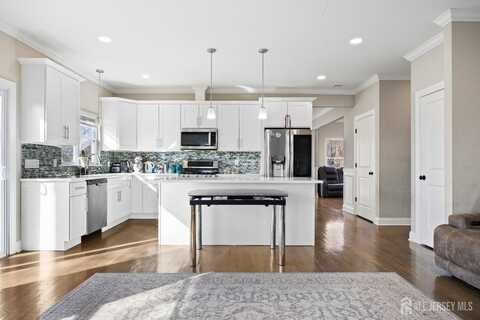 783 Aborn Avenue, Woodbridge, NJ 07095