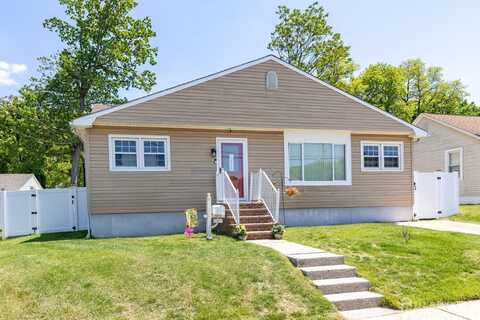 6 Woodlawn Avenue, Parlin, NJ 08859