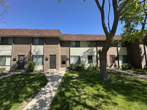 6054 W Port Ave, Milwaukee, WI 53223