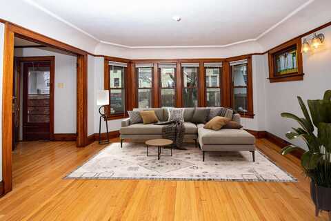 1845 N Warren Ave, Milwaukee, WI 53202