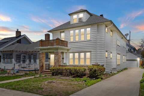 1830 E Jarvis St, Shorewood, WI 53211