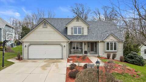 W127s9630 Scott Krause Dr, Muskego, WI 53150