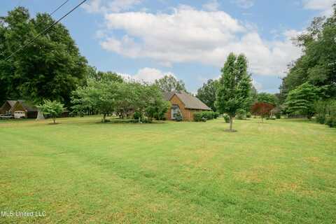 8450 Deer Creek Circle, Olive Branch, MS 38654