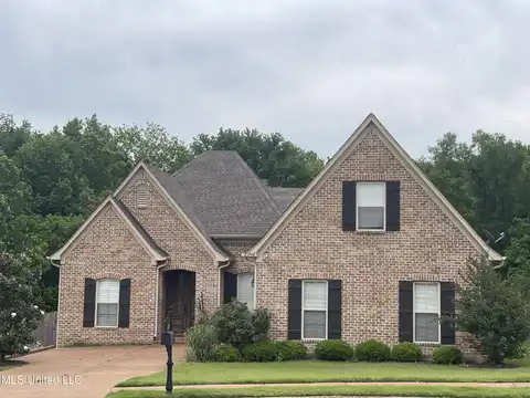 1742 Robertson Place Drive, Hernando, MS 38632