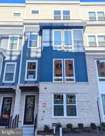 Northfax, FAIRFAX, VA 22030