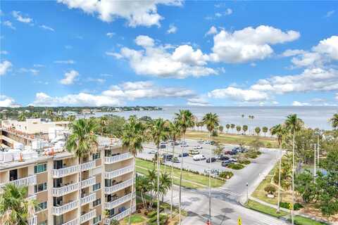 1120 N SHORE DRIVE NE, Saint Petersburg, FL 33701