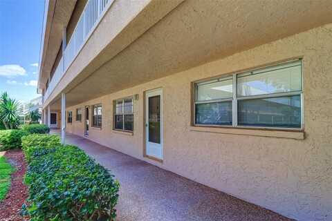 10037 62ND TERRACE N, Saint Petersburg, FL 33708